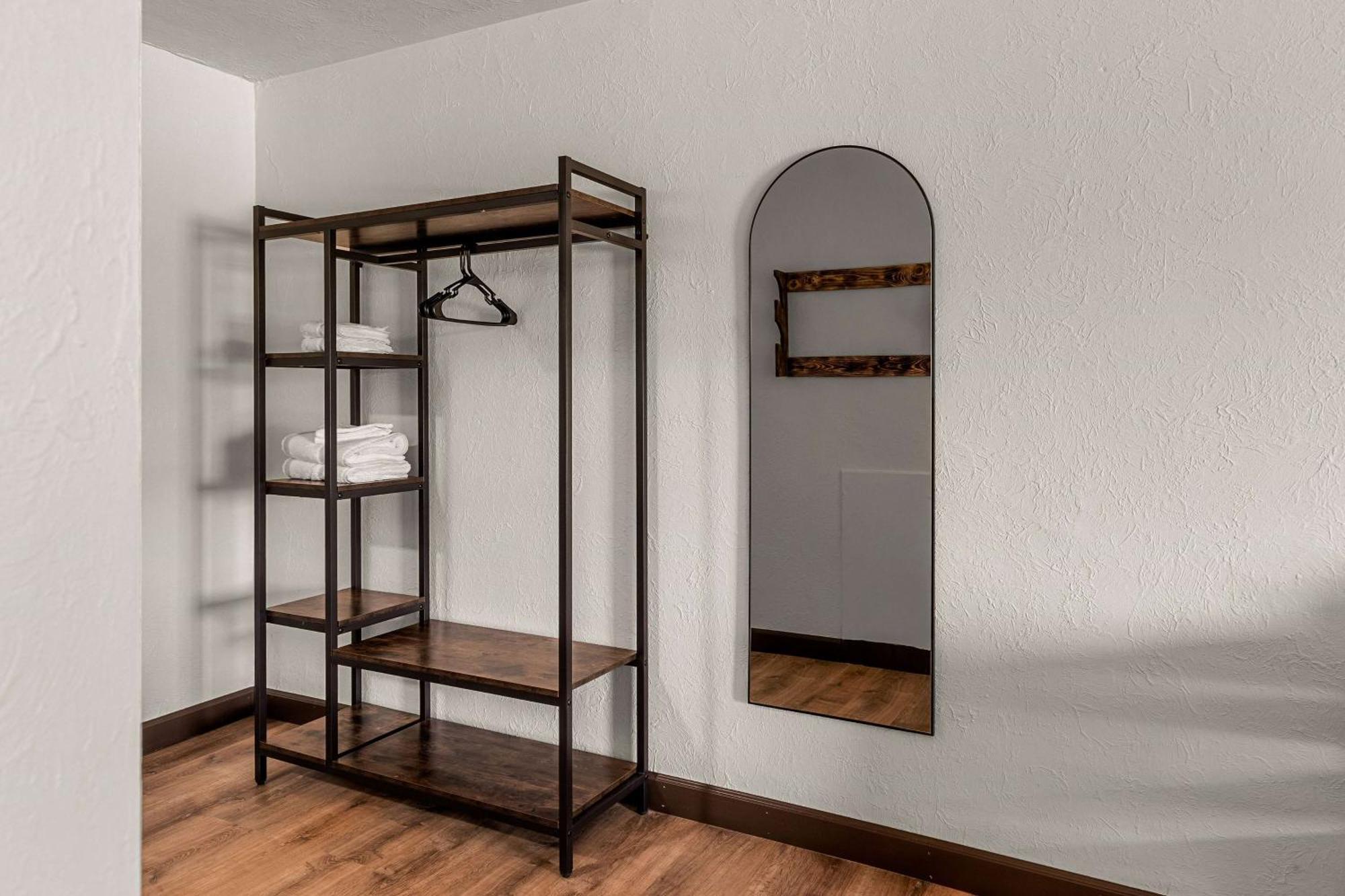 Travelodge By Wyndham Emlenton Екстер'єр фото
